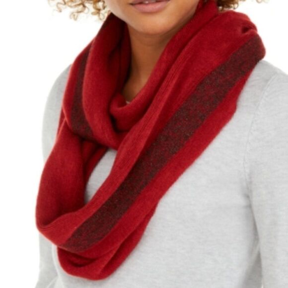 Calvin Klein Infinity Loop Scarf - Picture 6 of 7
